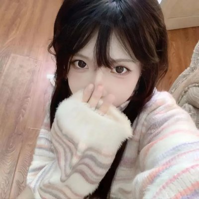 墙里的女人